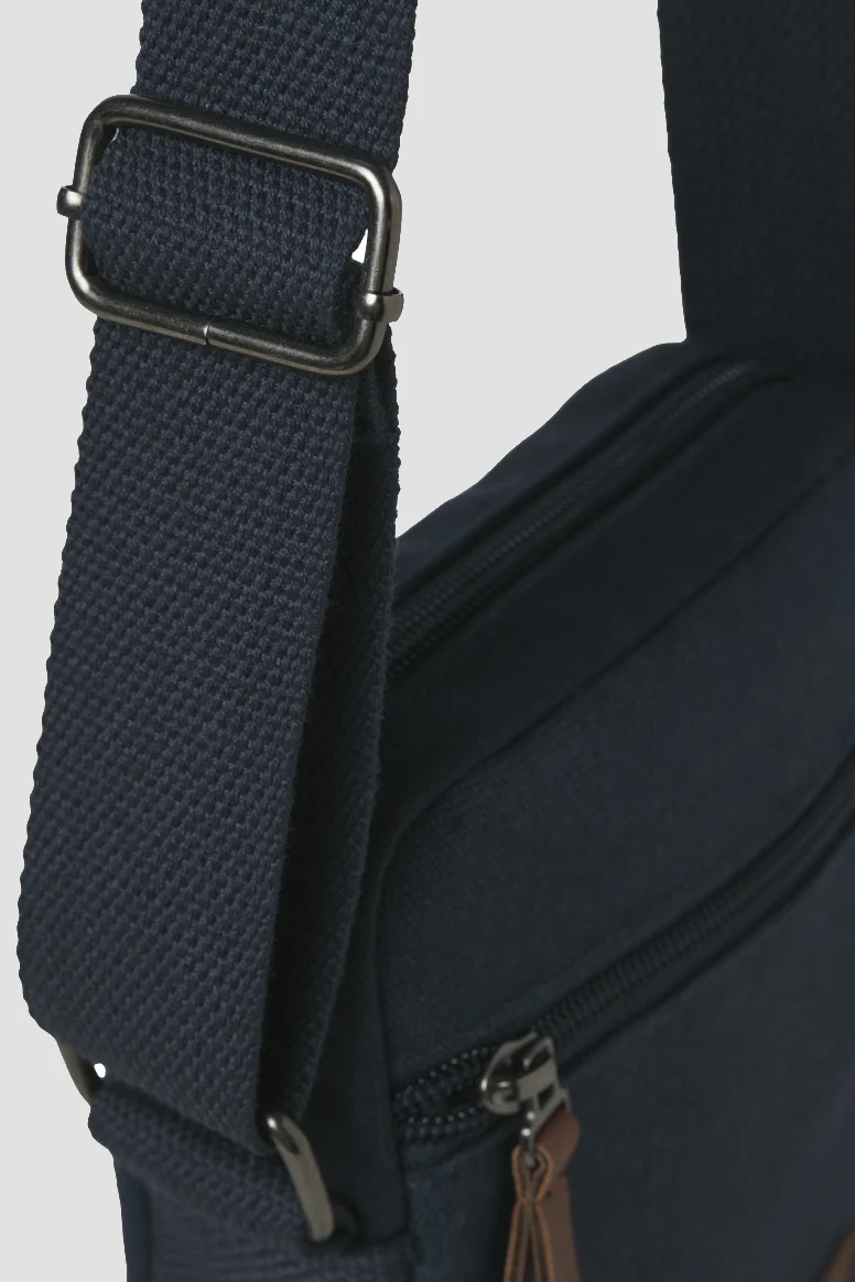 Jack & Jones Pascal Slingbag Dark Navy - Image 4