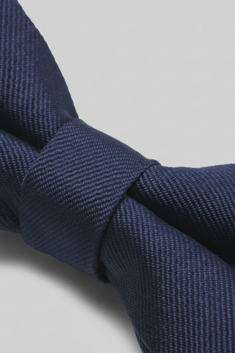 Jack & Jones Additionals Jacsolid Structured Bowtie Navy Blazer - Image 3