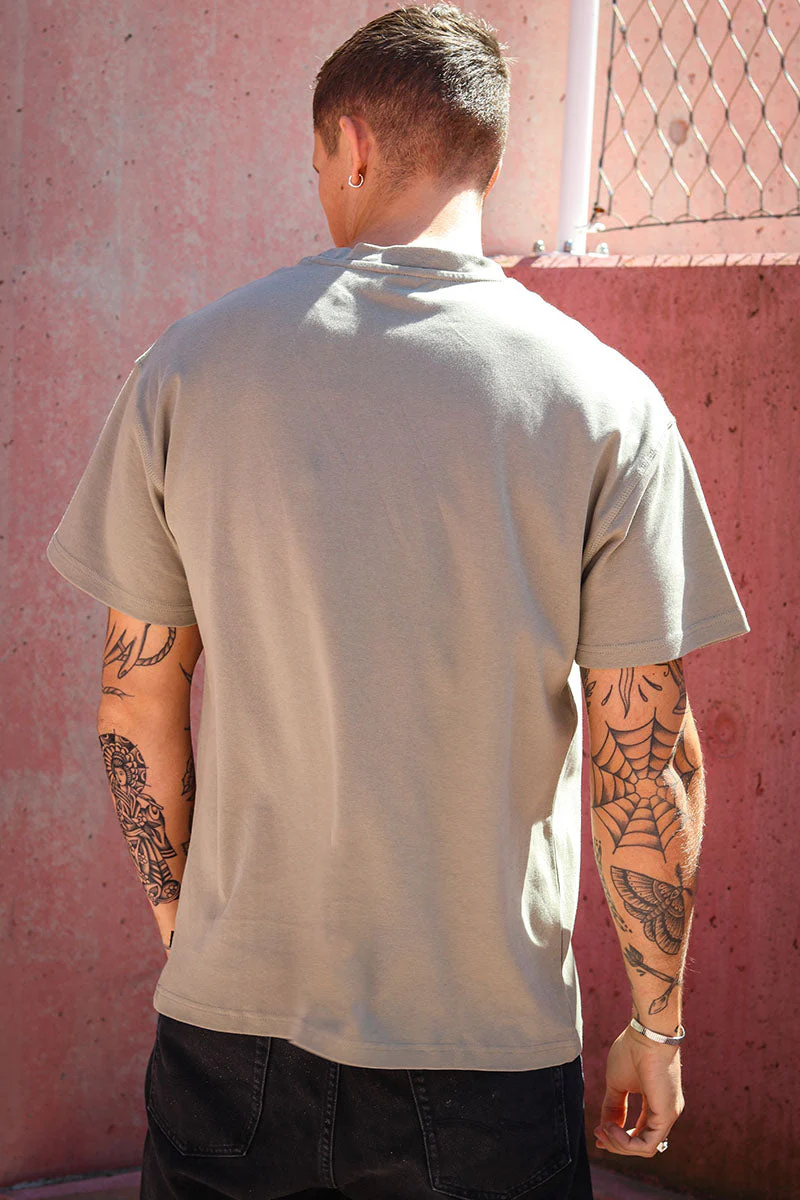Solid Danton Box Fit Tee Vetiver - Image 5