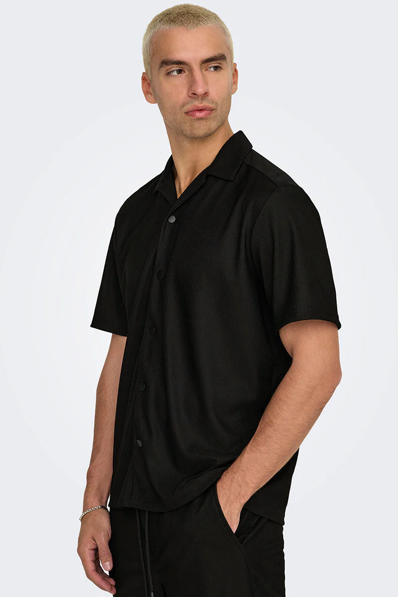 ONLY & SONS Kari Relaxed Plizze Resort SS Shirt Black - Image 3