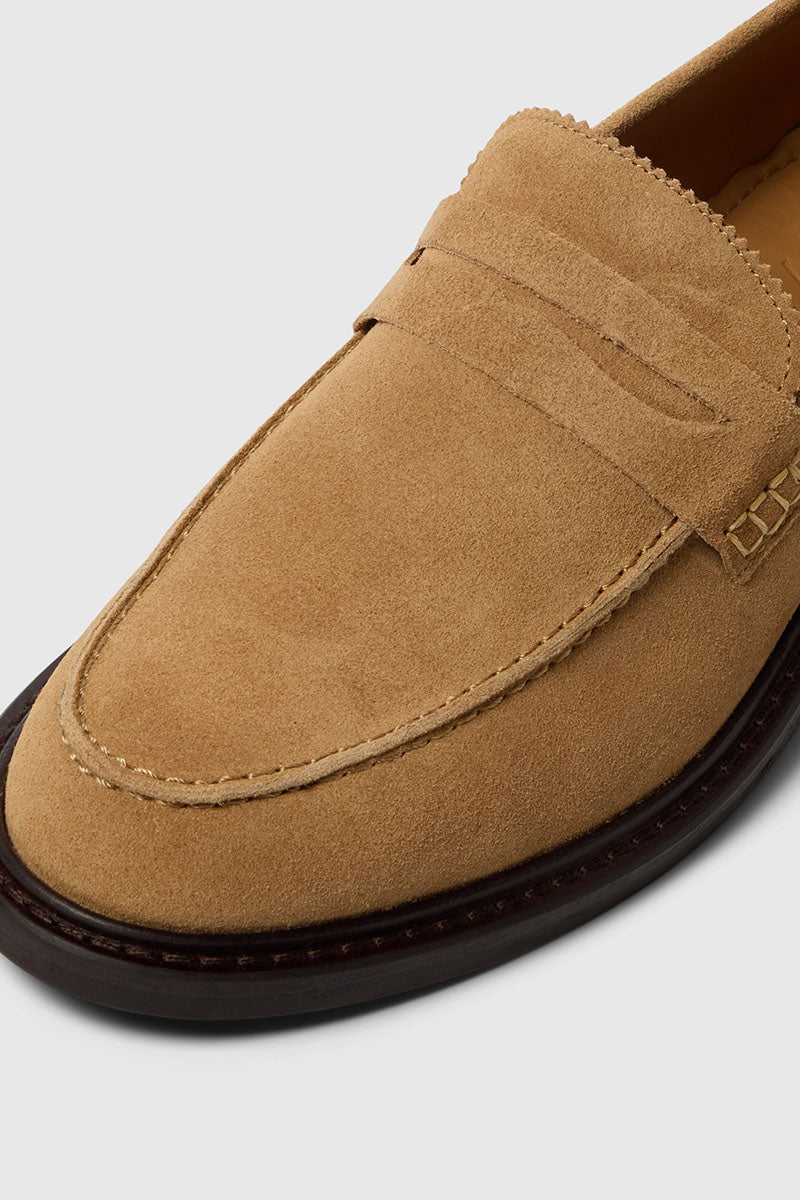 Selected Carter Suede Low Penny Loafer Warm Sand - Image 3