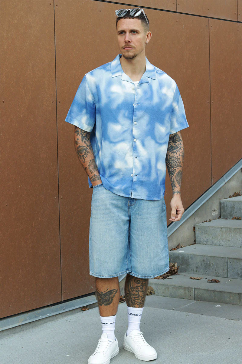 ONLY & SONS Carl Ballloon Fit Shorts Light Blue Denim - Image 2