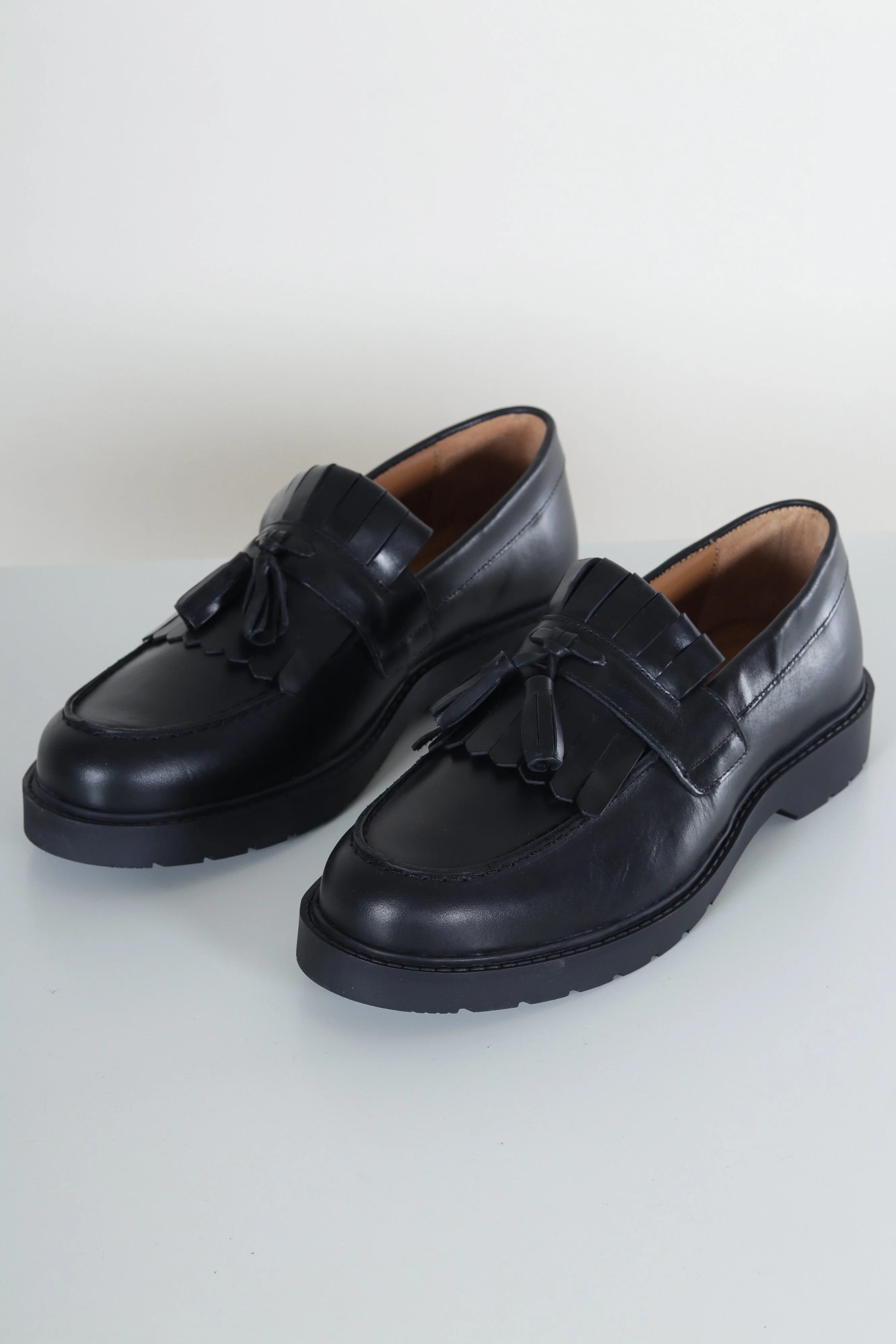 Selected Tim Leather Kiltie Loafer Black - Image 2