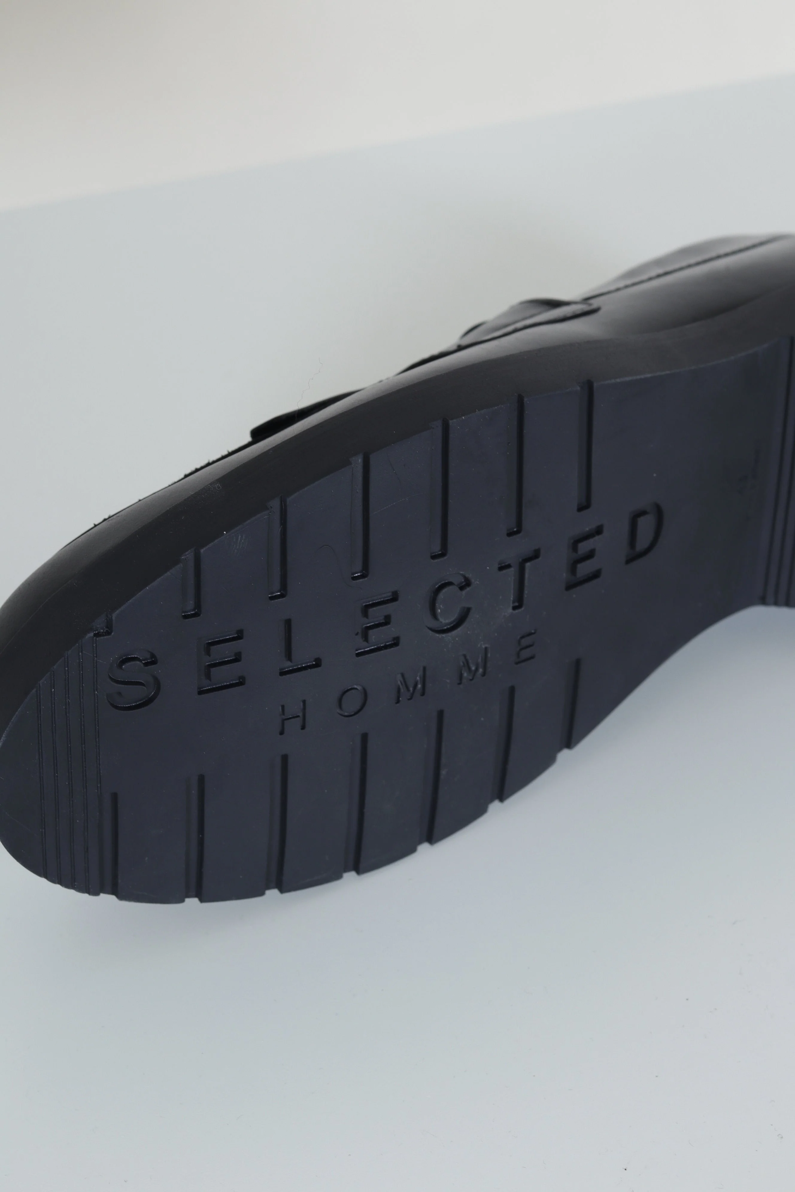 Selected Tim Leather Kiltie Loafer Black - Image 9