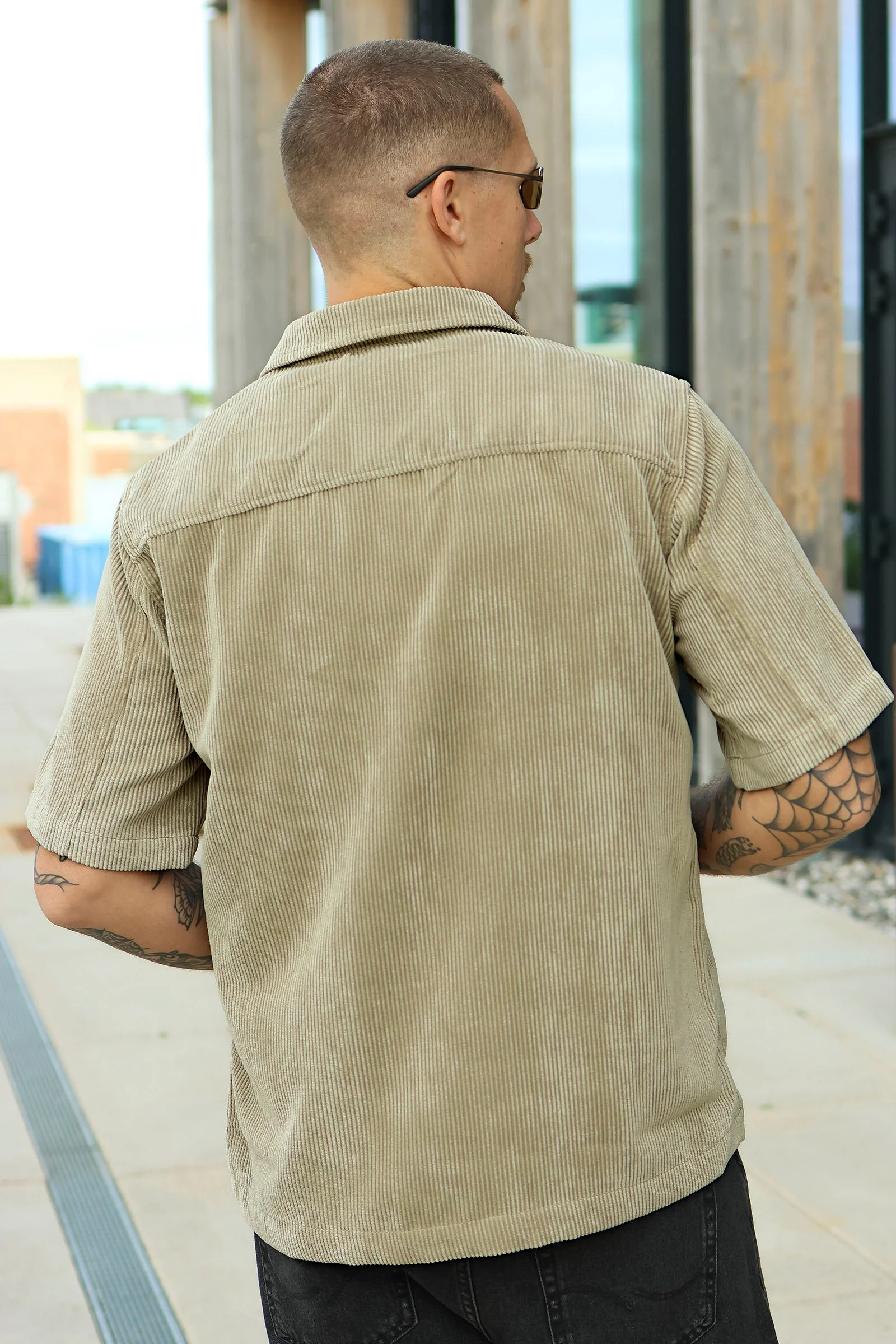 Only & Sons Tile Corduroy 0111 SS Shirt Chinchilla - Image 4
