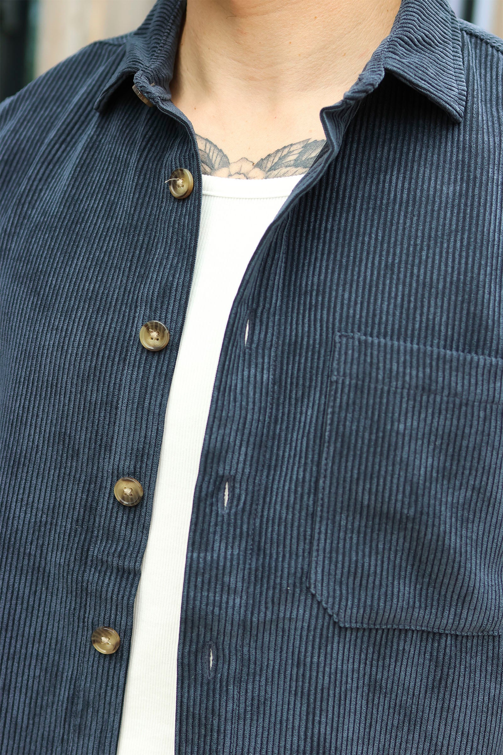 Only & Sons Tile Corduroy 0111 SS Shirt Dark Navy - Image 3